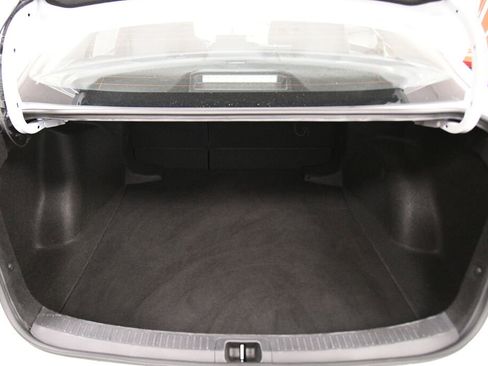 Certified 2024 Toyota Corolla LE image 25