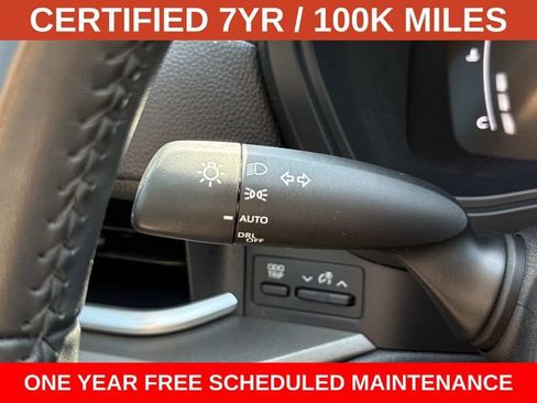 Used 2025 Toyota Grand Highlander FWD image 26