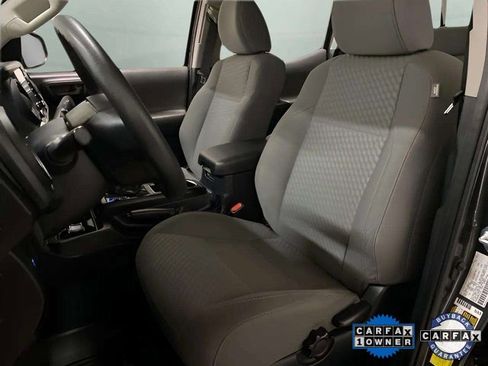 Used 2022 Toyota Tacoma SR image 61