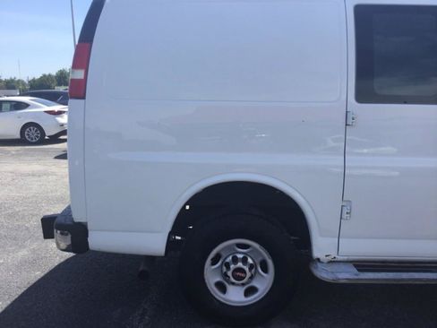 Used 2014 GMC Savana 2500 RWD image 13
