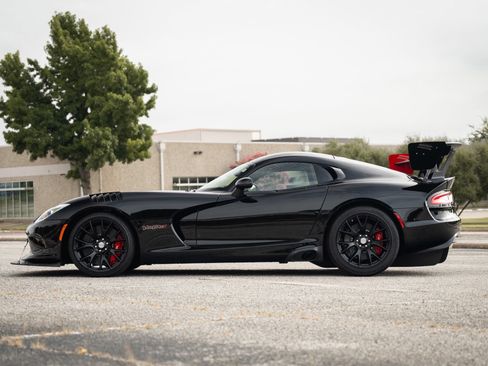 Used 2017 Dodge Viper GTC w/ ACR Package RWD image 7