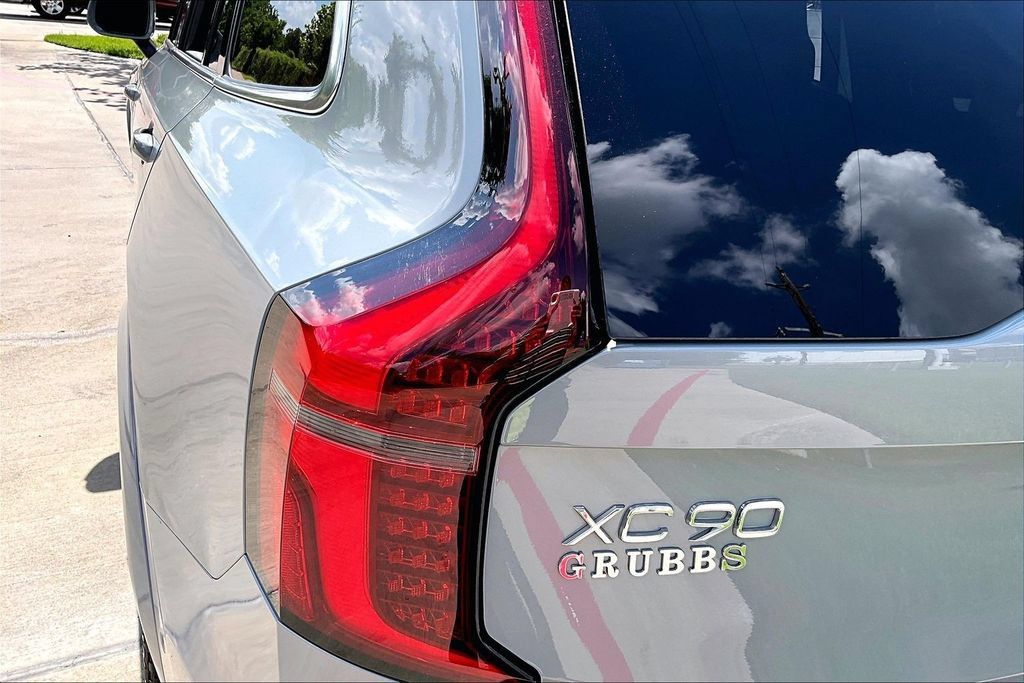 Certified 2026 Volvo XC90 B6 Plus AWD/4WD image 41