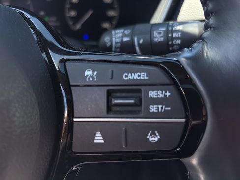 Used 2025 Honda CR-V EX-L image 9