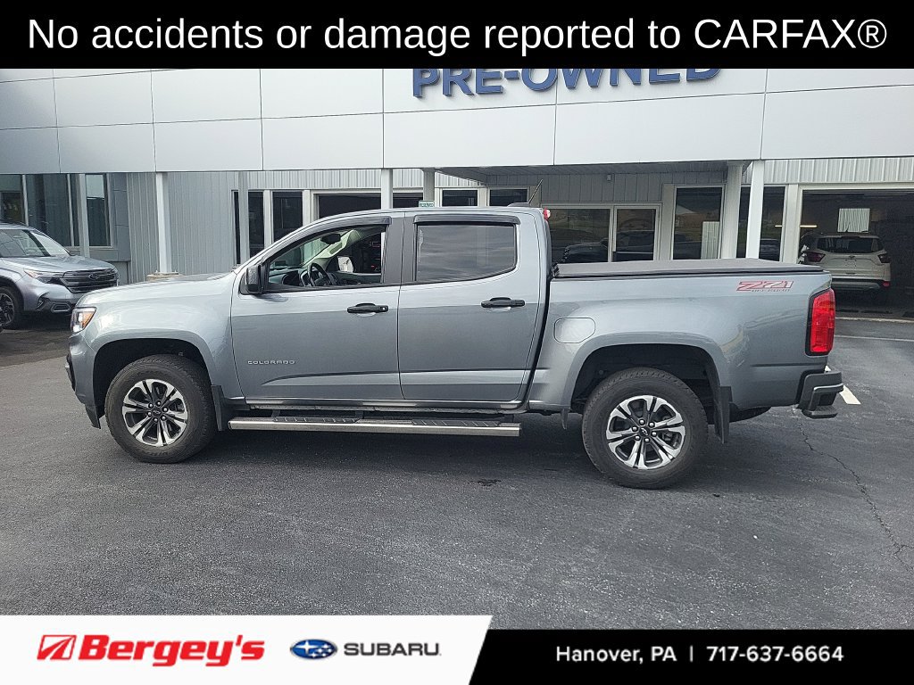 Used 2022 Chevrolet Colorado Z71 AWD/4WD image 2
