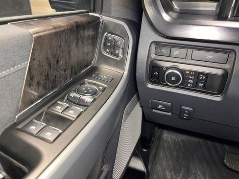 Used 2024 Ford F350 Lariat w/ Lariat Ultimate Package image 16