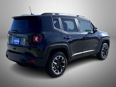 Used 2023 Jeep Renegade Latitude image 5