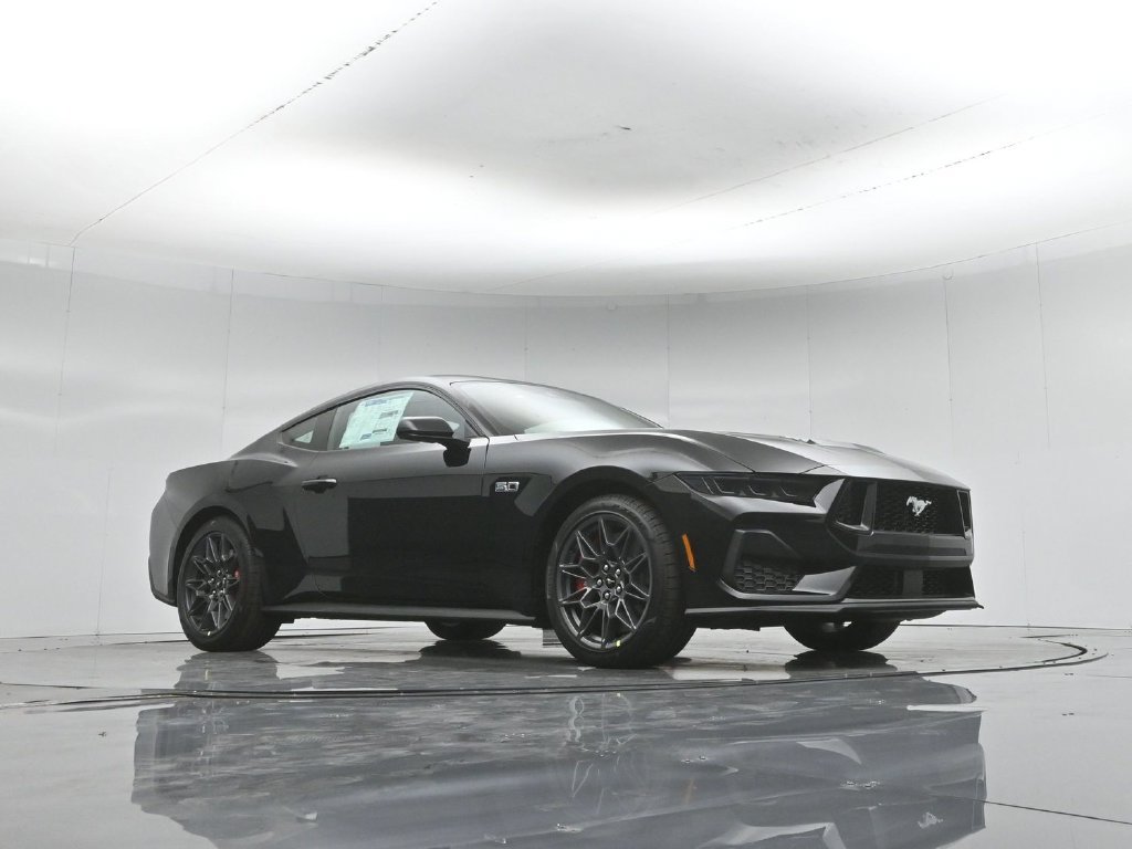 New 2026 Ford Mustang GT Premium w/ GT Performance Package RWD image 3