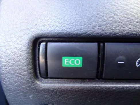 Used 2021 Nissan Sentra SV image 15