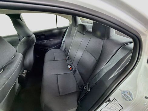 Used 2025 Toyota Corolla LE FWD image 27