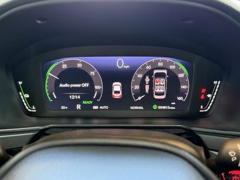 Used 2025 Honda Accord Sport image 11