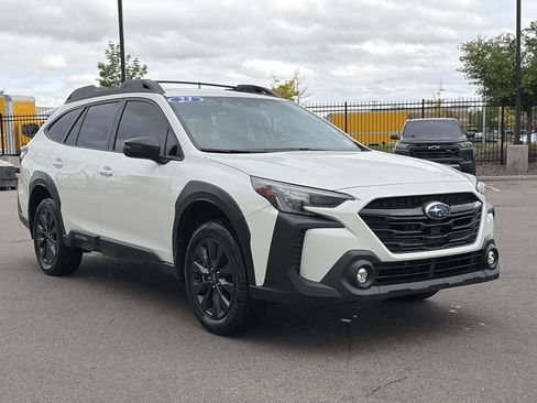 Used 2023 Subaru Outback Onyx Edition AWD/4WD image 3