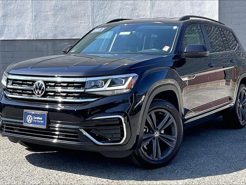 Certified 2021 Volkswagen Atlas SE w/ Towing Package AWD/4WD image 12