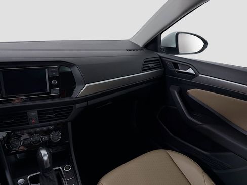 Used 2020 Volkswagen Jetta SE w/ SE Cold Weather Package image 23