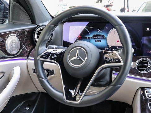 Used 2021 Mercedes-Benz E 350 Sedan image 18
