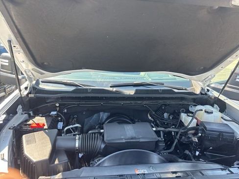 Used 2025 Chevrolet Silverado 2500 LT w/ Convenience Package image 18