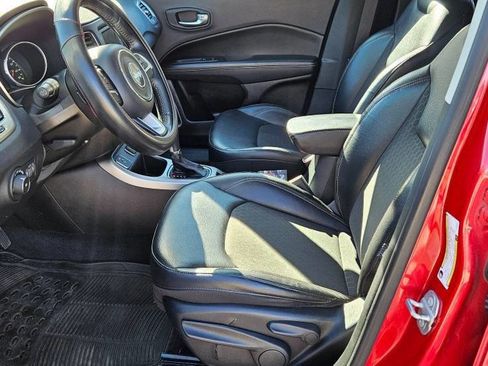 Used 2018 Jeep Compass Latitude w/ Safe & Security Group image 10