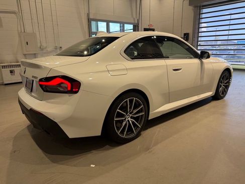 Used 2022 BMW 230i Coupe w/ Premium Package 2 RWD image 10