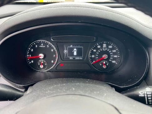 Used 2017 Kia Sorento AWD w/ LX Convenience Package image 15