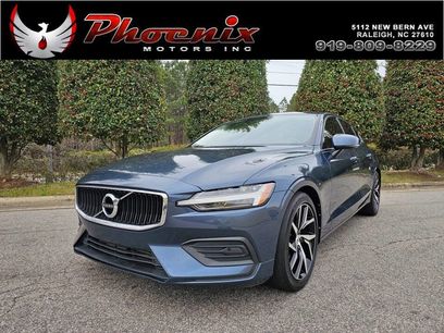 Used 2020 Volvo S60 T5 Momentum
