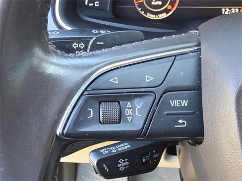 Used 2018 Audi Q7 3.0T Prestige image 34