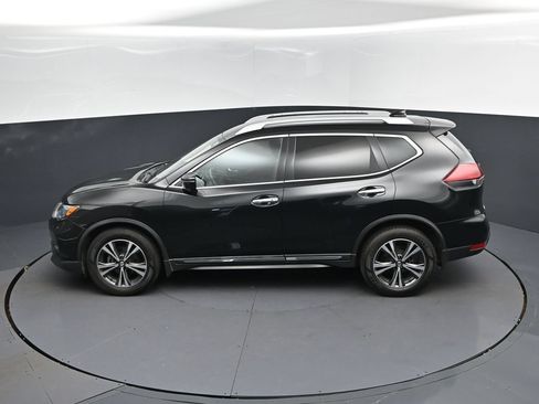 Used 2018 Nissan Rogue SL FWD image 32
