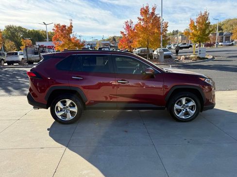 Used 2021 Toyota RAV4 Limited image 7