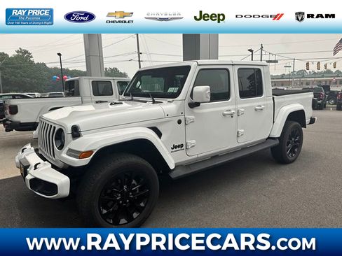 Used 2022 Jeep Gladiator Overland AWD/4WD image 1