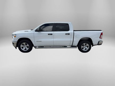 Used 2023 RAM 1500 Big Horn AWD/4WD image 2