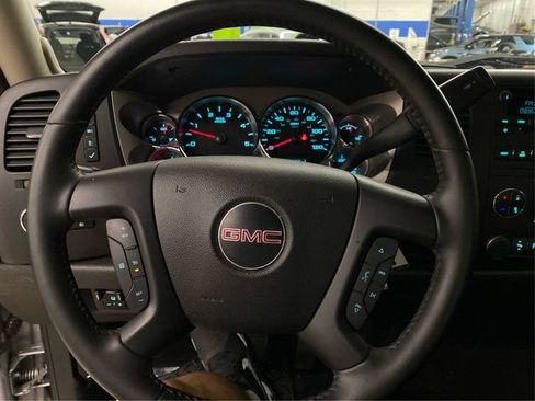 Used 2013 GMC Sierra 2500 SLE w/ SLE Preferred Package AWD/4WD image 22