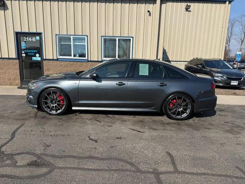 Used 2018 Audi S6 Prestige w/ S Sport Package image 3