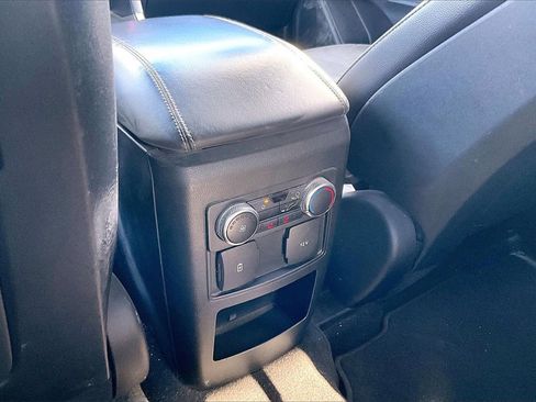 Used 2020 Ford Explorer XLT w/ Equipment Group 202A image 29