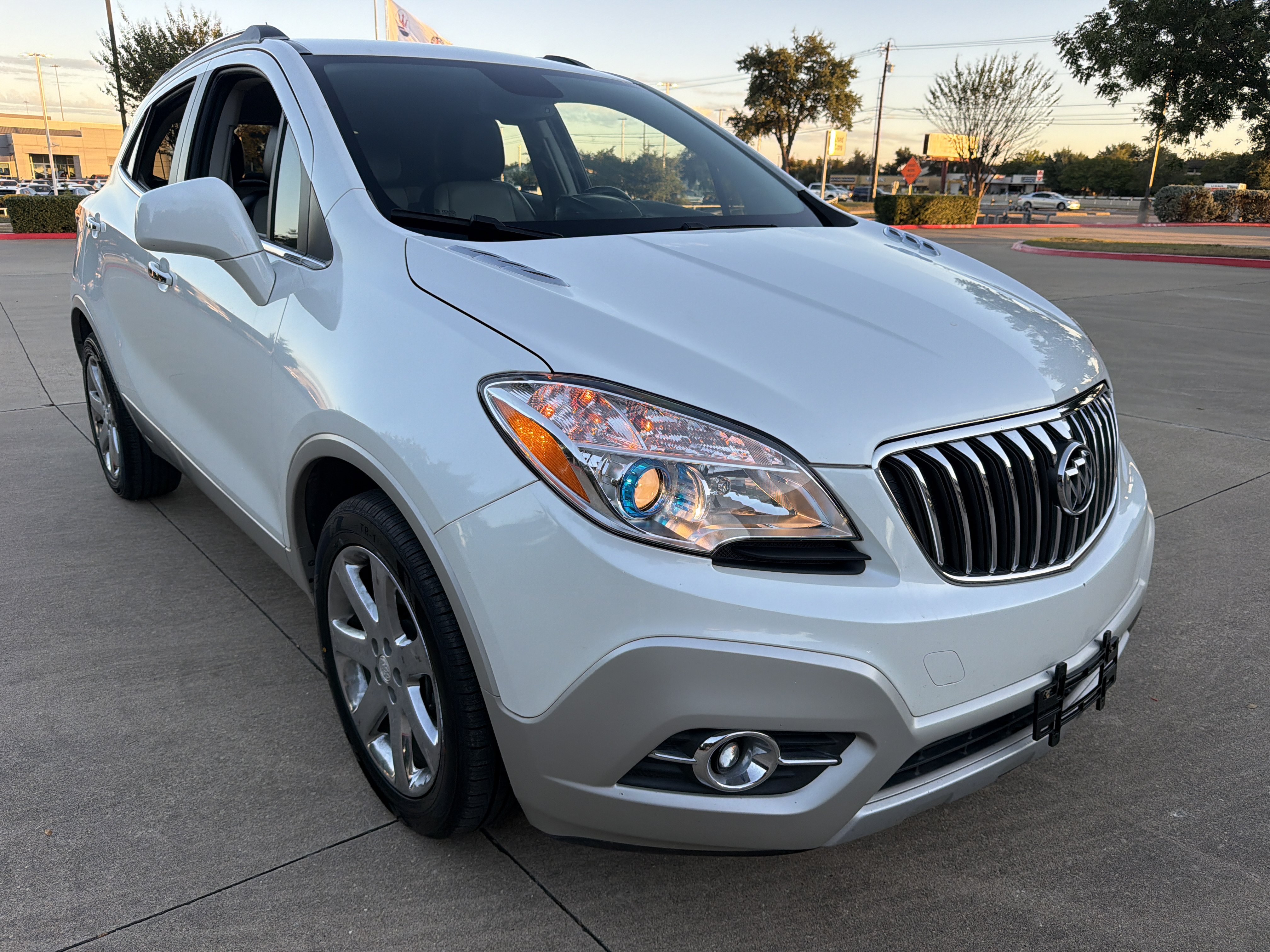 Used 2013 Buick Encore Leather FWD image 1