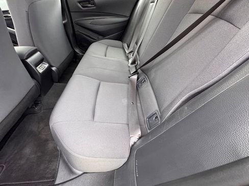 Used 2025 Toyota Corolla LE image 21