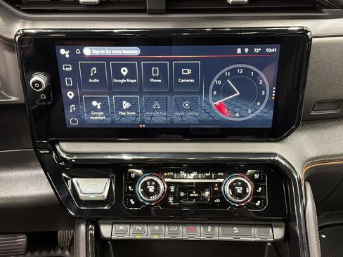 Used 2025 GMC Sierra 1500 AT4 w/ AT4 Premium Package AWD/4WD image 22