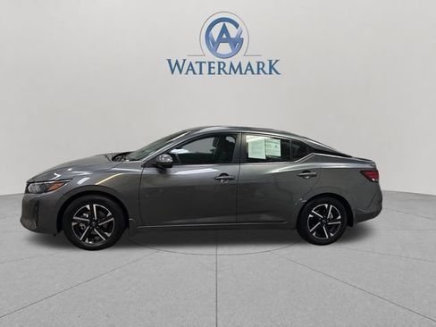 Used 2025 Nissan Sentra SV FWD image 2