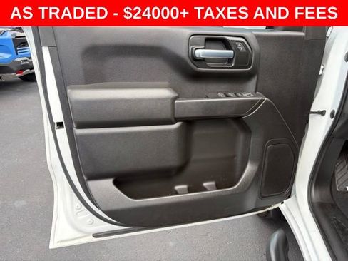 Used 2020 Chevrolet Silverado 1500 Custom Trail Boss w/ Custom Convenience Package AWD/4WD image 12