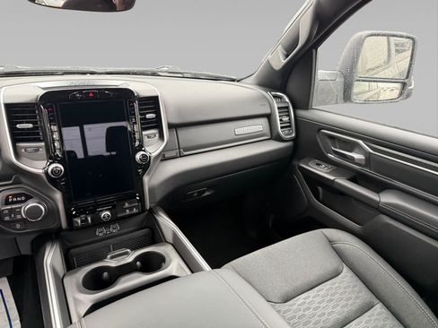 New 2026 RAM 1500 Big Horn AWD/4WD image 10