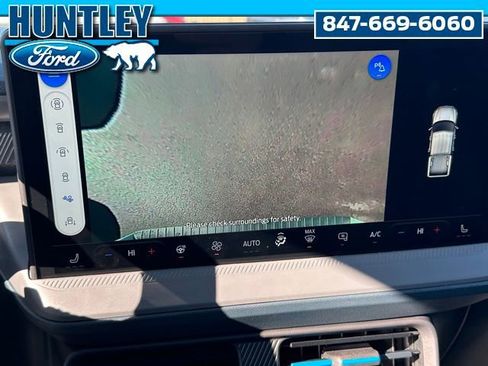 Used 2025 Ford Maverick Lobo image 29