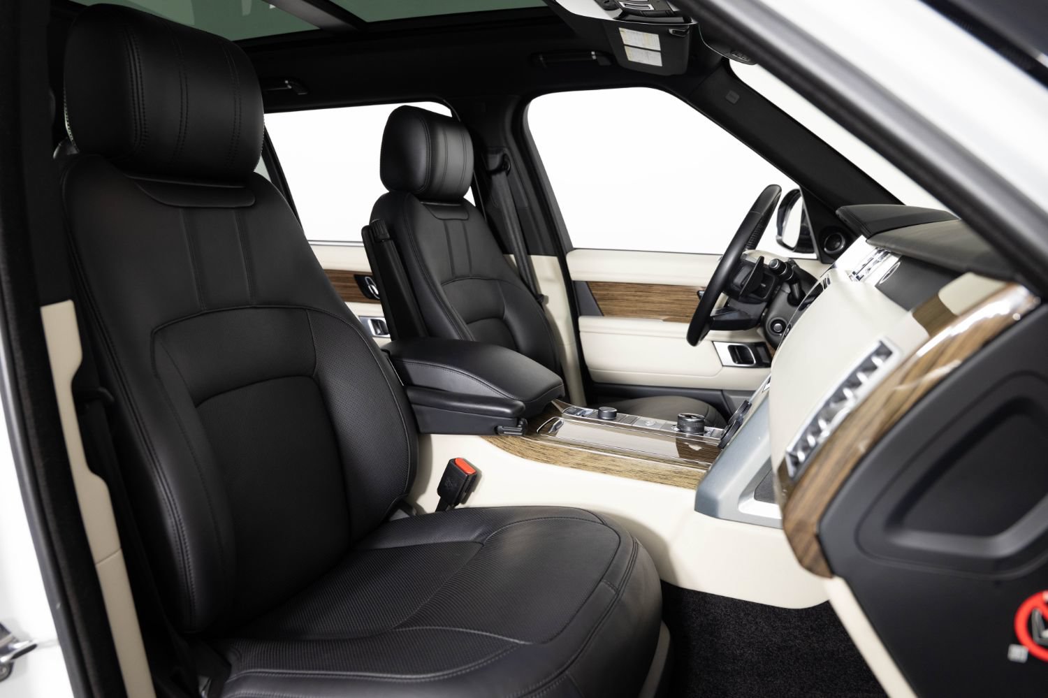 Used 2019 Land Rover Range Rover Long Wheelbase Supercharged AWD/4WD image 29