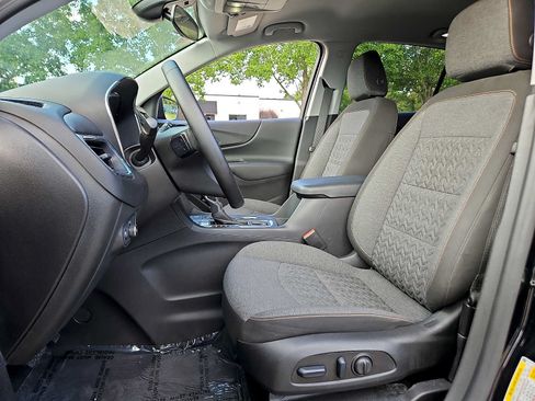 Used 2024 Chevrolet Equinox LT AWD/4WD image 14