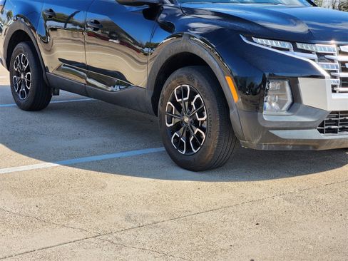 Used 2024 Hyundai Santa Cruz SEL image 11