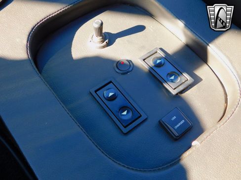 Used 1989 Chevrolet Silverado 3500 2WD Regular Cab image 18