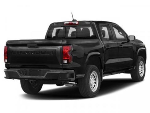 Used 2023 Chevrolet Colorado W/T image 2