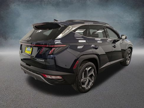 Certified 2022 Hyundai Tucson Limited AWD/4WD image 4
