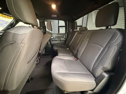 Used 2025 RAM 2500 Big Horn AWD/4WD image 19