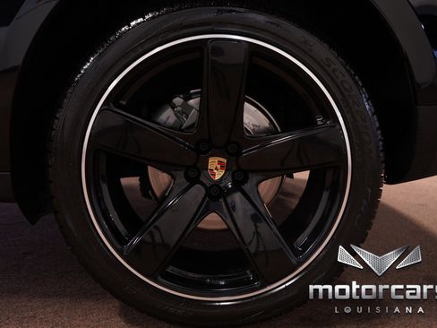 Used 2020 Porsche Macan S image 20