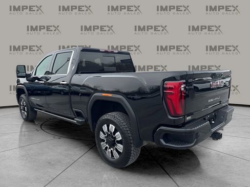 Used 2025 GMC Sierra 3500 Denali w/ Denali Reserve Package image 3