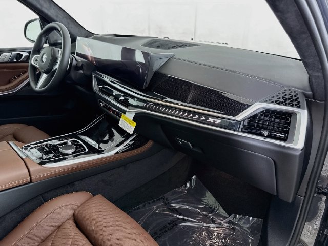 New 2027 BMW X7 xDrive40i w/ M Sport Package AWD/4WD image 32