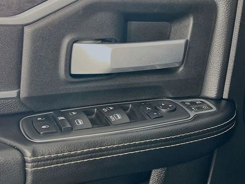 Used 2024 RAM 2500 Big Horn w/ Bed Utility Group image 18