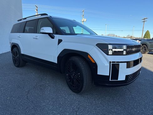 Certified 2025 Hyundai Santa Fe Calligraphy image 3